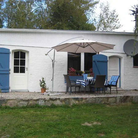 Homes - Insel Ruegen 3073 *